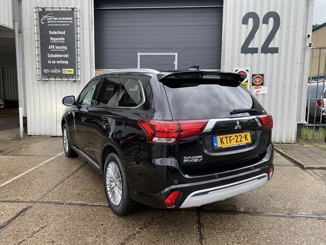 Mitsubishi OUTLANDER 2.4 PHEV Intense