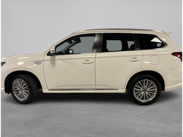 Mitsubishi OUTLANDER 2.4 PHEV Limited adaptieve cruise controle