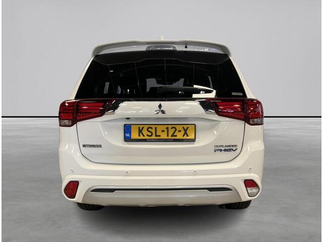 Mitsubishi OUTLANDER 2.4 PHEV Limited adaptieve cruise controle