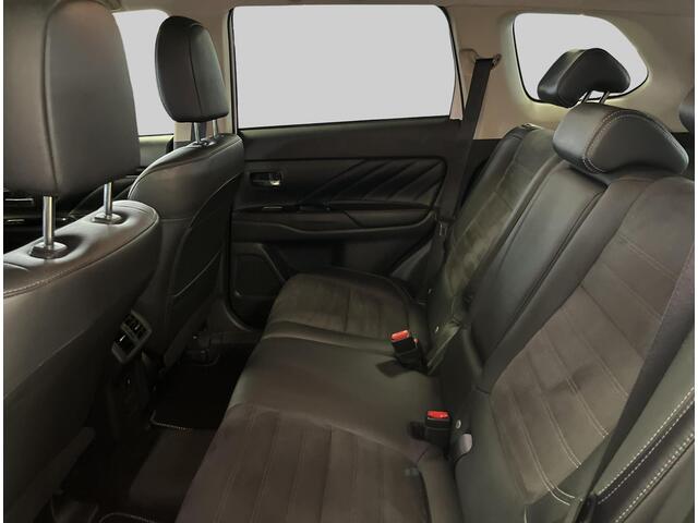 Mitsubishi OUTLANDER 2.4 PHEV Limited adaptieve cruise controle