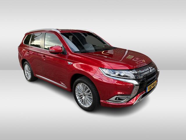 Mitsubishi OUTLANDER 2.4 PHEV Instyle | stoelverwarming | schuifdak | trekhaak | nappa leder |