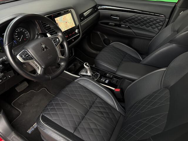 Mitsubishi OUTLANDER 2.4 PHEV Instyle | stoelverwarming | schuifdak | trekhaak | nappa leder |