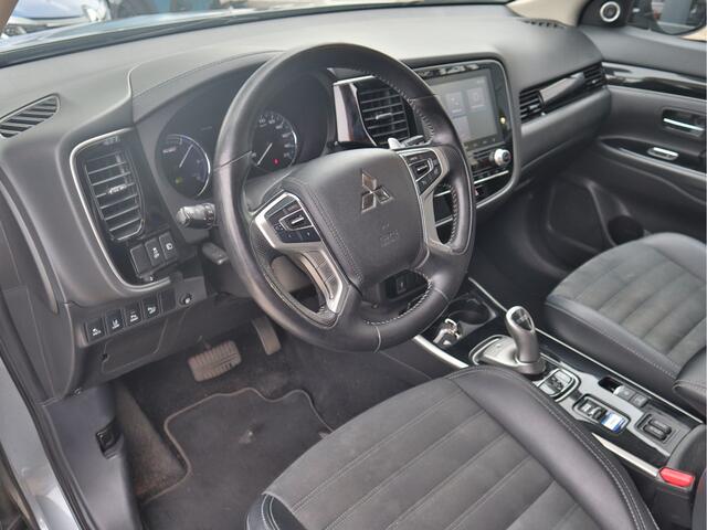 Mitsubishi OUTLANDER 2.4 PHEV Plug-In-Hybrid Intense+ | Camera | Bluetooth | Cruise Control | Keyless | Apple Carplay/Android Auto |