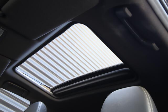 Mitsubishi OUTLANDER 2.4 PHEV Instyle Opendak, Leder, E.achterklep, NL-Auto, Adaptive Cruise