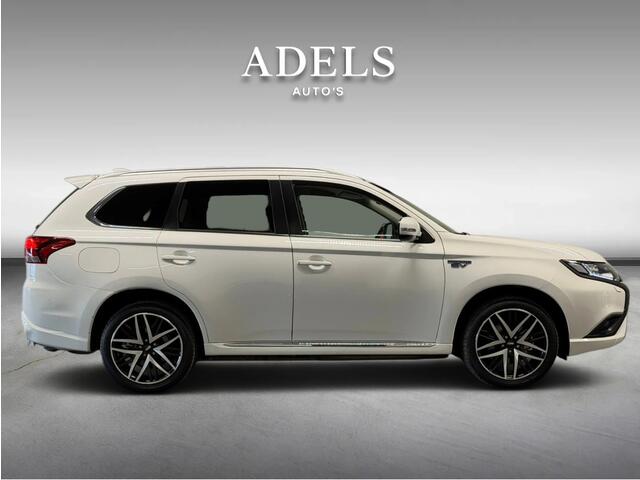 Mitsubishi OUTLANDER 2.4 PHEV Intense 4WD Carplay
