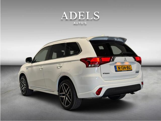Mitsubishi OUTLANDER 2.4 PHEV Intense 4WD Carplay