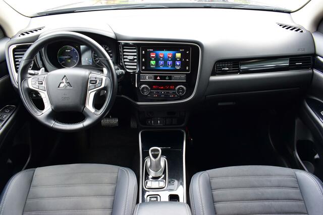 Mitsubishi OUTLANDER 2.4 PHEV Intense | AWD | Stoelverwarming | Camera + Sensoren Voor/ Achter |