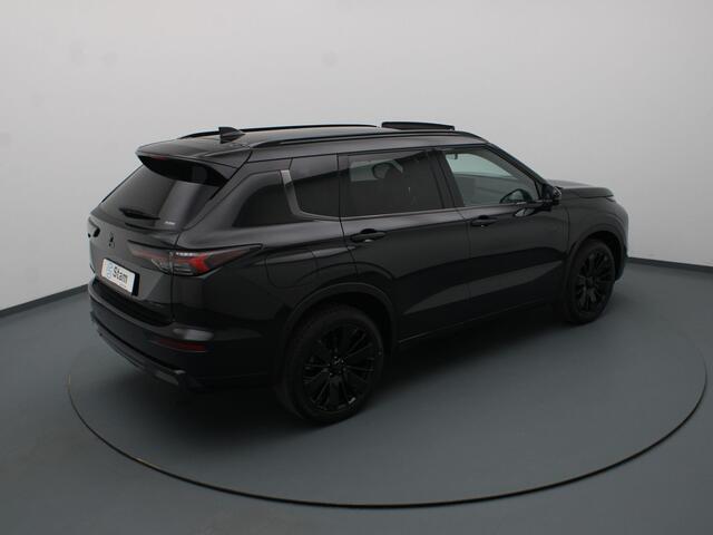 Mitsubishi OUTLANDER 2.4 PHEV Black Edition Full option! Nieuwe auto!