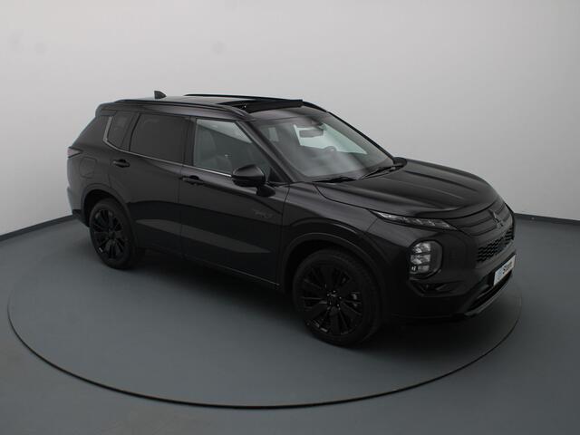 Mitsubishi OUTLANDER 2.4 PHEV Black Edition Full option! Nieuwe auto!