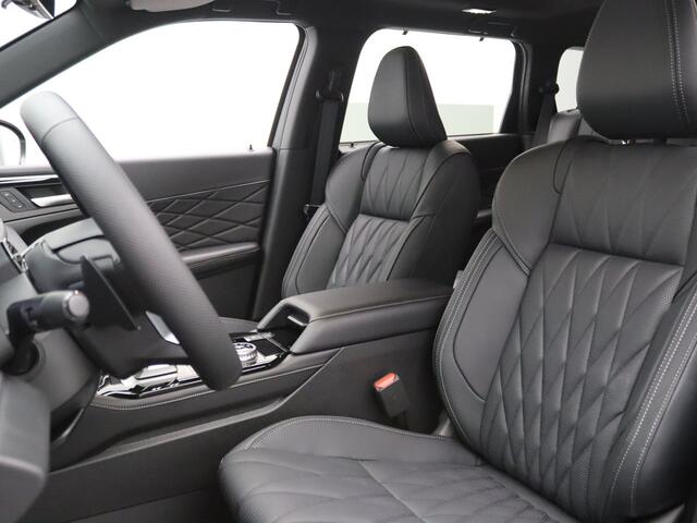 Mitsubishi OUTLANDER 2.4 PHEV Black Edition Full option! Nieuwe auto!
