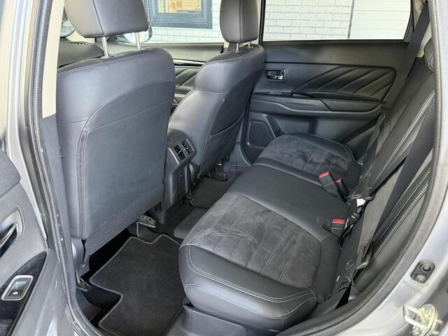 Mitsubishi OUTLANDER 2.4 PHEV Intense | Volledig onderh. | Carplay | Half Leder/Stof | All-in rijklaarprijs