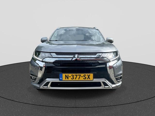 Mitsubishi OUTLANDER 2.4 PHEV S-Edition RIJKLAAR | Navigatie | 360 Camera | Elektr. Kofferklep | Trekhaak