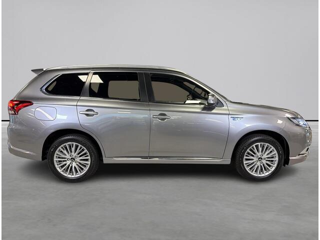 Mitsubishi OUTLANDER 2.4 PHEV Instyle