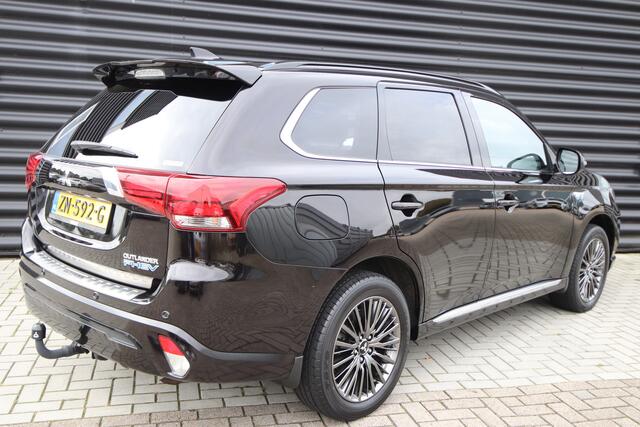 Mitsubishi OUTLANDER 2.4 PHEV S-Edition Ruby Black, Trekhaak