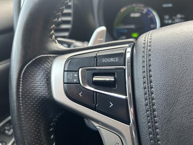 Mitsubishi OUTLANDER 2.4 PHEV Intense+ // HALF-LEDER/ALCANTARA // NAVI + CARPLAY // CAMERA // KEYLESS // ELEK. STOEL // TREKHAAK!!