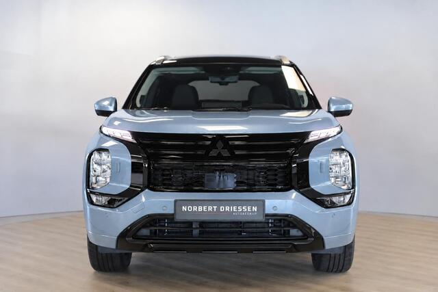 Mitsubishi OUTLANDER 2.4 PHEV Instyle | Moonstone Grey | Schuif- kanteldak | Leer