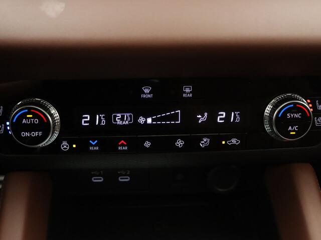 Mitsubishi OUTLANDER 306pk PHEV Instyle+ Apple Carplay/Android Auto | Climate