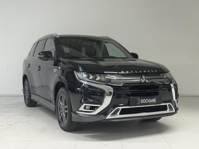 Mitsubishi OUTLANDER 2.4 PHEV Intense+ | Trekhaak | Leder | 360 Camera | Stoelverwarming |