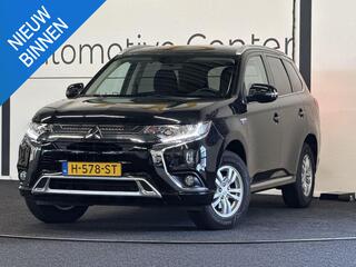 mitsubishi-outlander-2.4-phev-pure---camera---stoelverwarmin