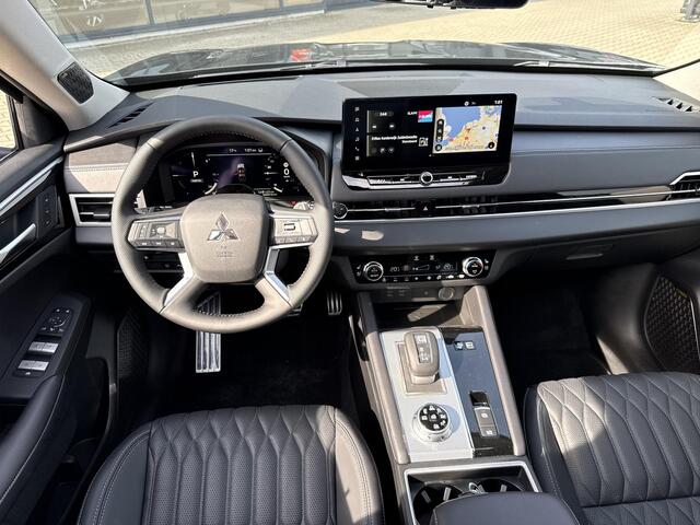 Mitsubishi OUTLANDER 2.4 PHEV Instyle *Nieuwe auto!*