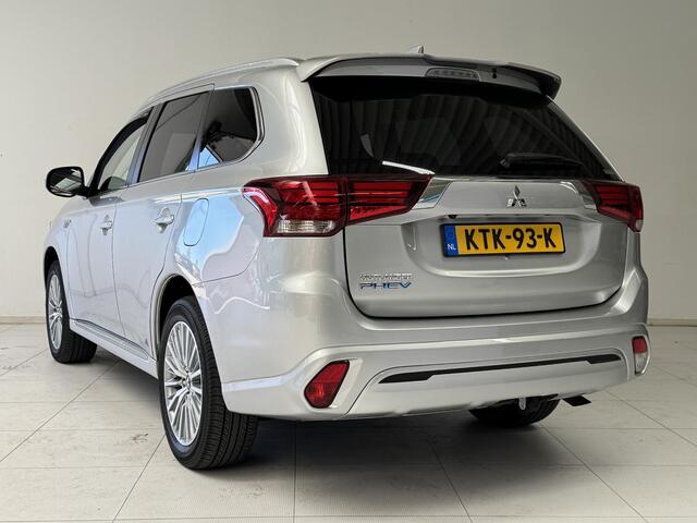 Mitsubishi OUTLANDER 2.4 PHEV Intense | Trekhaak | Navigatie | Camera | Stoelverwarming | Climate Control | – foto 6