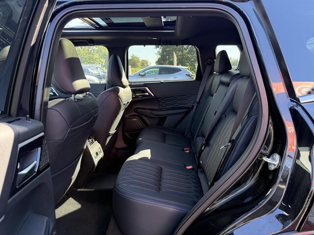 Mitsubishi OUTLANDER 2.4 PHEV Instyle *Nieuwe Auto!*