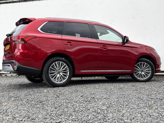 Mitsubishi OUTLANDER 2.4 PHEV Intense+ All-Seasons, Elektrische achterklep, Stuurverwarming – foto 9