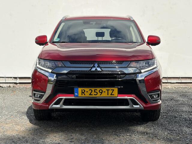 Mitsubishi OUTLANDER 2.4 PHEV Intense+ All-Seasons, Elektrische achterklep, Stuurverwarming – foto 10