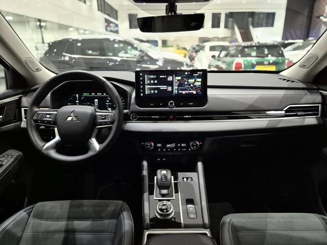 Mitsubishi OUTLANDER 2.4 PHEV First Edition | Navigatie | Stoelverwarming | 360 Camera | Elek. Achterklep – foto 3