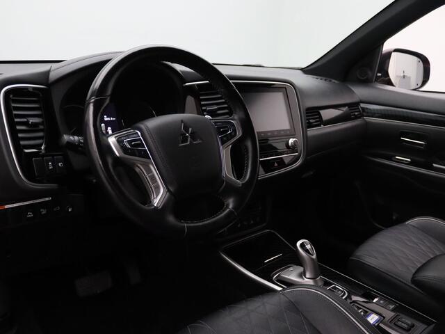 Mitsubishi OUTLANDER 225pk PHEV Instyle Apple Carplay/Android Auto | Trekhaak – foto 3