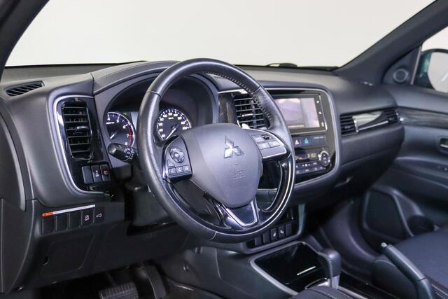 Mitsubishi OUTLANDER 2.0 Instyle 7-Persoons Schuifkanteldak, Trekhaak, LED, Cruise Control – foto 9