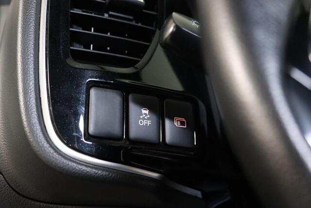 Mitsubishi OUTLANDER 2.0 Instyle 7-Persoons Schuifkanteldak, Trekhaak, LED, Cruise Control – foto 10