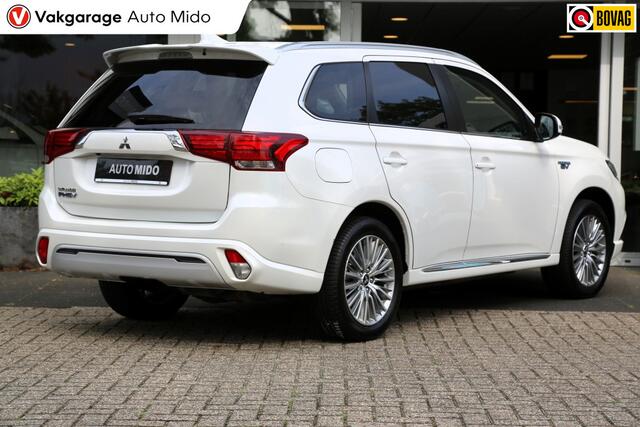 Mitsubishi OUTLANDER 2.4 PHEV Intense – foto 2