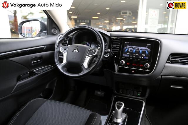 Mitsubishi OUTLANDER 2.4 PHEV Intense – foto 3