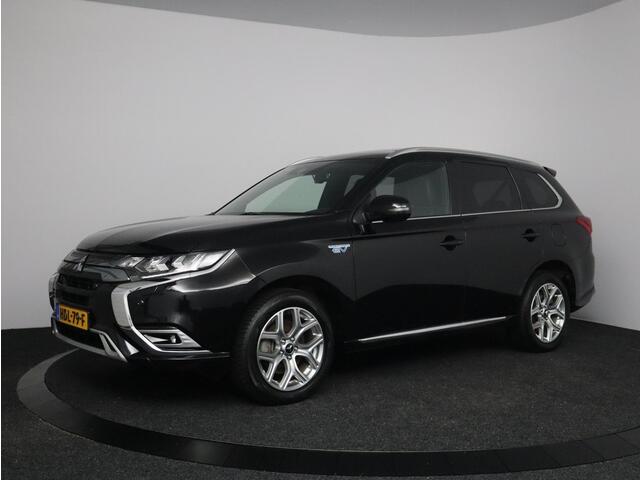 Mitsubishi OUTLANDER 2.4 PHEV Intense+ | Schuif-kanteldak | Leder | Plug-in Hybrid – foto 2