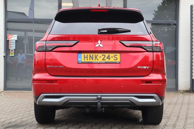 Mitsubishi OUTLANDER 2.4 PHEV First Edition Trekhaak | All Seasonbanden – foto 3