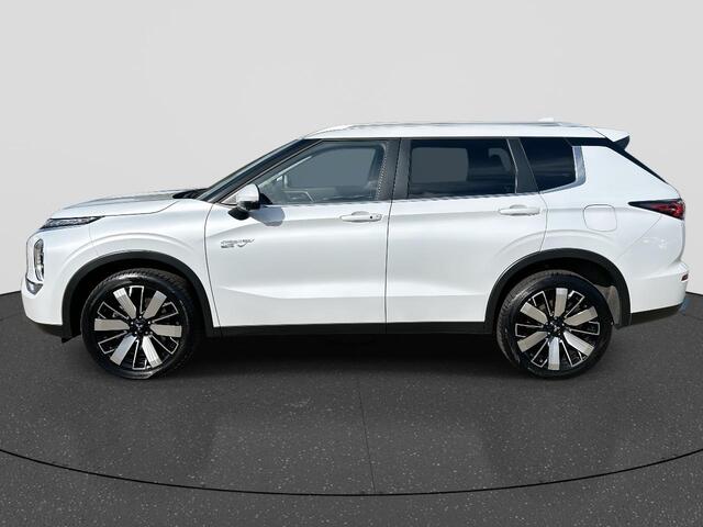 Mitsubishi OUTLANDER 2.4 PHEV First Edition | Rijklaar | All Season Banden | Navigatie | 360 Camera | Climate Control – foto 2