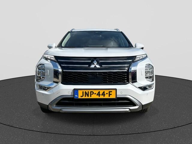 Mitsubishi OUTLANDER 2.4 PHEV First Edition | Rijklaar | All Season Banden | Navigatie | 360 Camera | Climate Control – foto 8