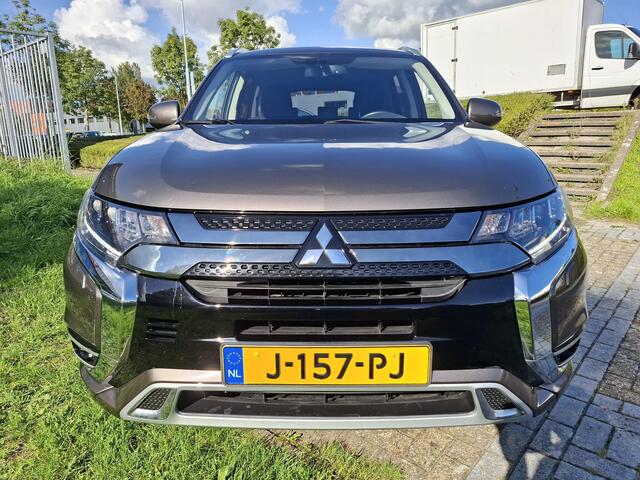 Mitsubishi OUTLANDER 2.4 PHEV Pure+ | Trekhaak | Carplay & Android auto – foto 3