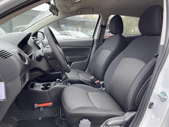 Mitsubishi SPACE STAR 1.2 Dynamic