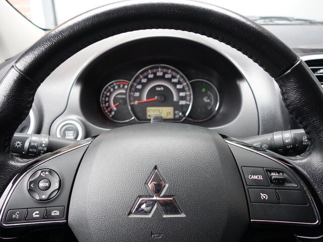 Mitsubishi SPACE STAR 1.2 CVT Instyle