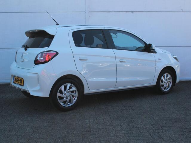 Mitsubishi SPACE STAR 1.2 Intense AUTOMAAT / Achteruitrijcamera / Stoelverwarming Voor / Climate Control / Cruise Control / 14" Lichtmetalen Velgen /