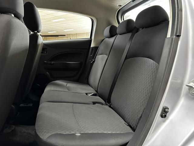 Mitsubishi SPACE STAR 1.0 Cool+/ Trekhaak!/ Airco/ C.V. Afstand/ Elek. ramen/ Isofix/ Radio-CD AUX/ Dakspoiler/ Dagrijverl.
