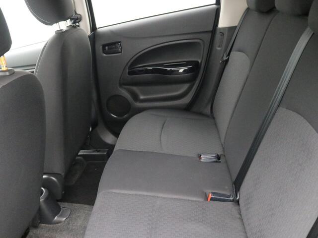 Mitsubishi SPACE STAR 1.2 Connect Pro AUTOMAAT / Navigatie / Cruise Control / Airco / 5-peroons / LMV / Historie aanwezig / NL auto / Apple CarPlay & Android Auto /