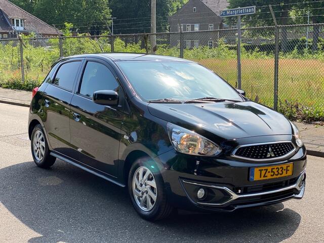 Mitsubishi SPACE STAR 1.0 INTENSE - Navi - Airco !!!