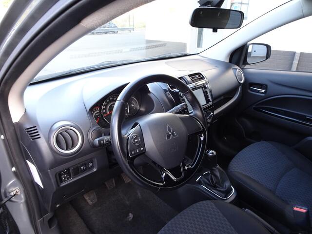 Mitsubishi SPACE STAR 1.0 Active Airco, navigatie, licht metalen velgen, parkeersensoren, dagrijverlichting, enz.