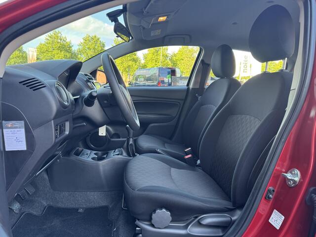 Mitsubishi SPACE STAR 1.2 Connect+