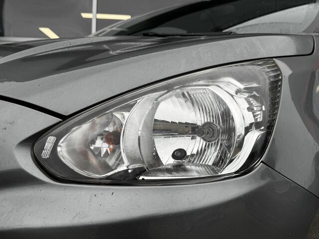 Mitsubishi SPACE STAR 1.2 Life - Airconditioning - Cruise Control - Parkeersensoren - Trekhaak