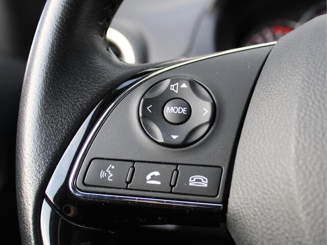 Mitsubishi SPACE STAR 1.0 Intense Automaat /AIRCO/USB/Bluetooth/14'LM/CV/Elek. ramen/NAP!