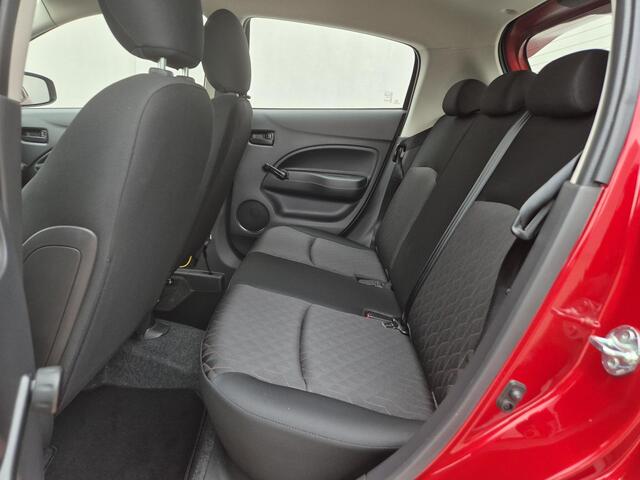 Mitsubishi SPACE STAR 1.2 Active Handgeschakeld / 8 Jaar Fabrieksgarantie / All season banden / Airco / Elektrische ramen voor / DAB radio / Bluetooth telefoonvoorbereiding /